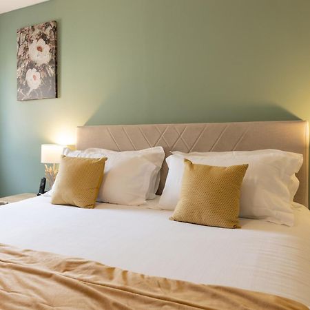 Hotel-Restaurant Des Augustins Saint-Cyprien  Ngoại thất bức ảnh