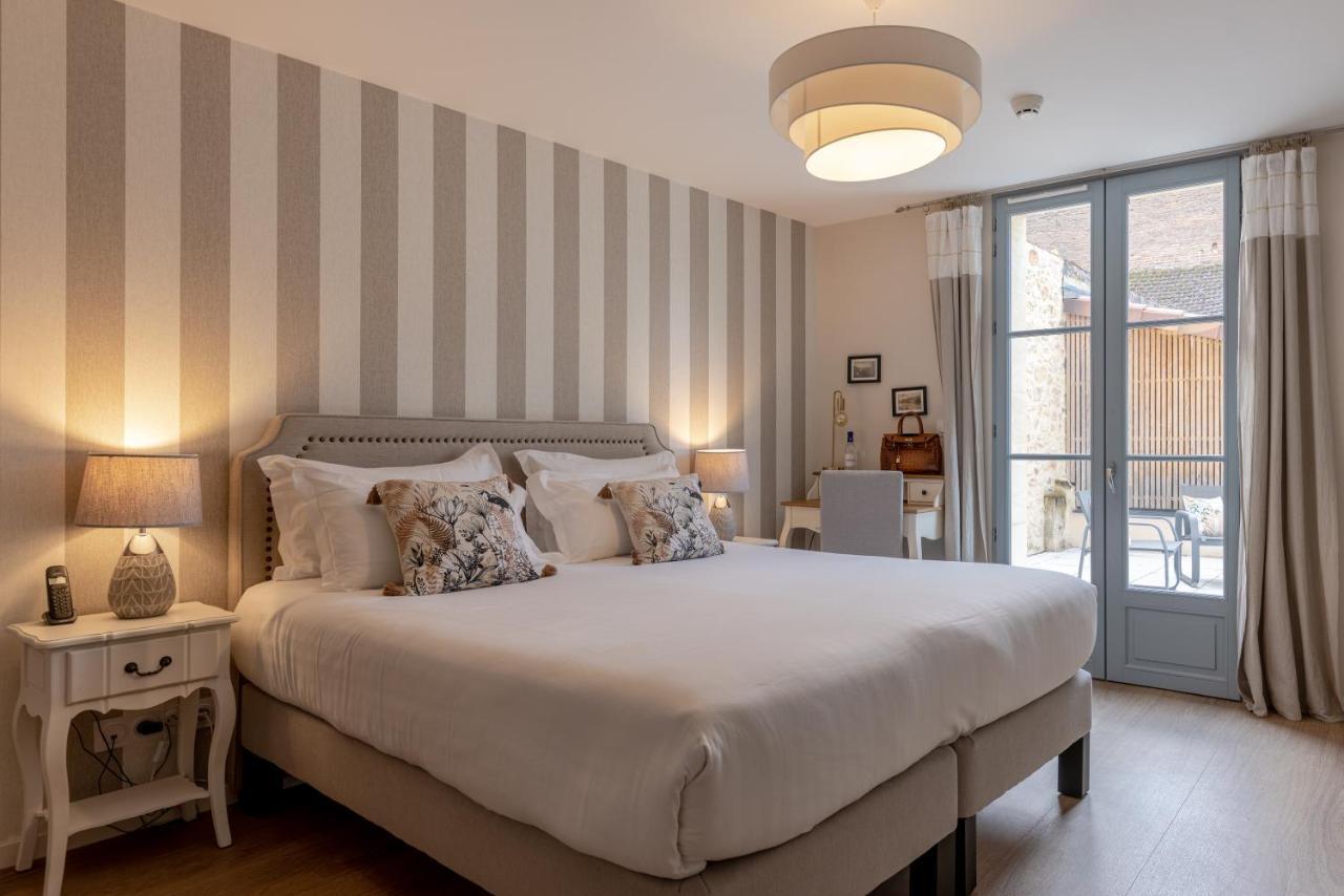 Hotel-Restaurant Des Augustins Saint-Cyprien  Ngoại thất bức ảnh