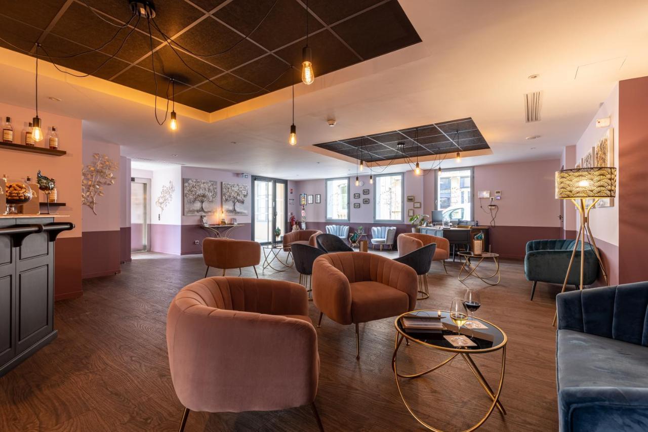 Hotel-Restaurant Des Augustins Saint-Cyprien  Ngoại thất bức ảnh
