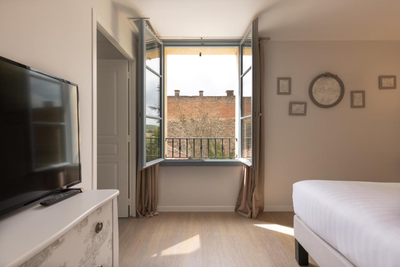 Hotel-Restaurant Des Augustins Saint-Cyprien  Ngoại thất bức ảnh