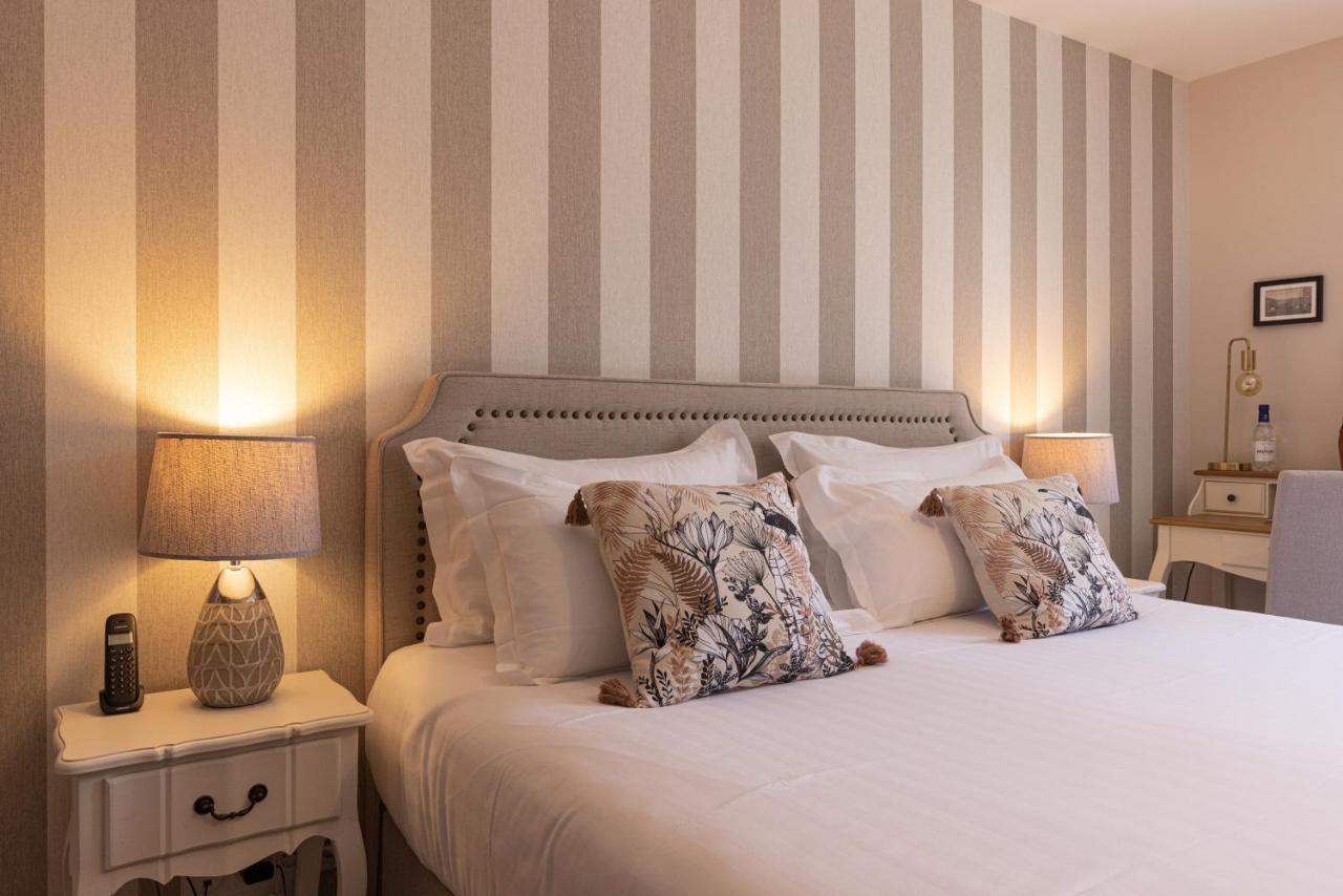 Hotel-Restaurant Des Augustins Saint-Cyprien  Ngoại thất bức ảnh